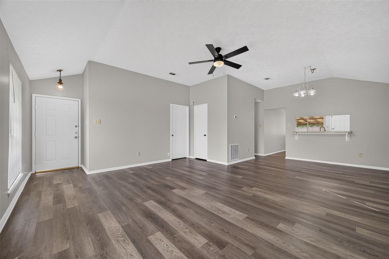 2403 Autumn Springs Lane - Photo 3 of 9