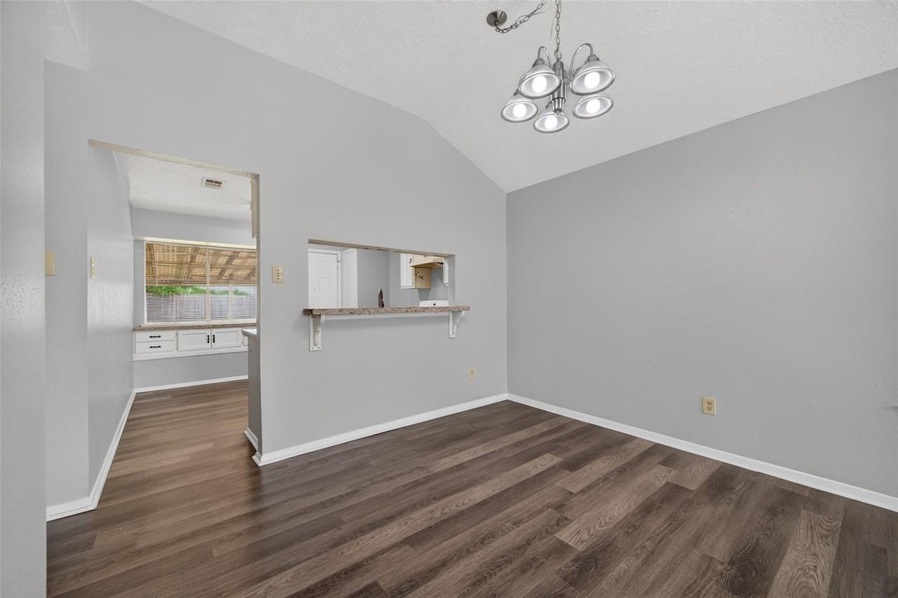 2403 Autumn Springs Lane - Photo 5 of 9