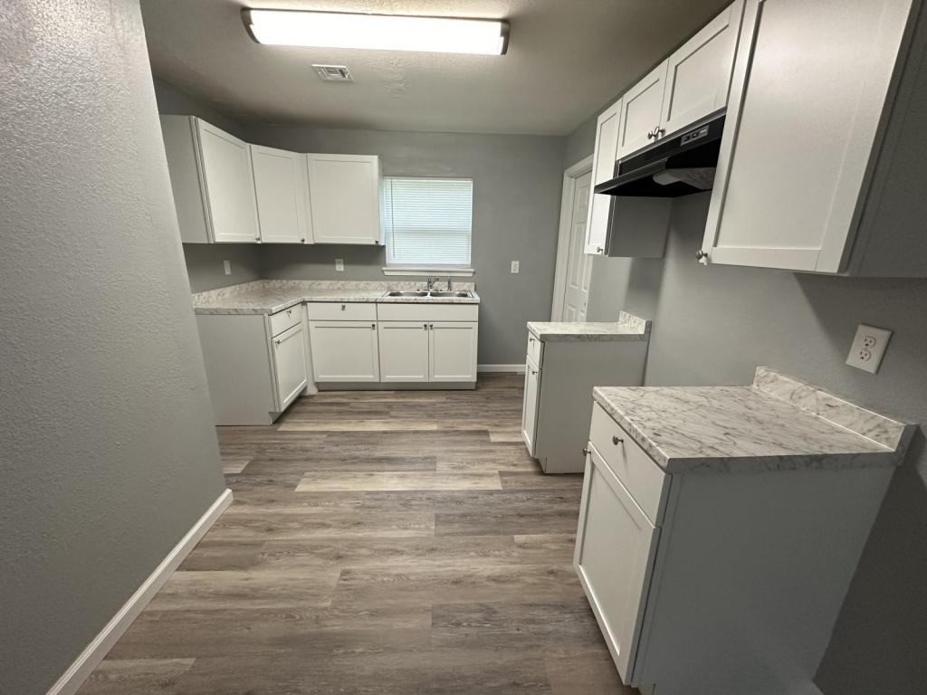 4522 N Johnstown Ave - Photo 3 of 12