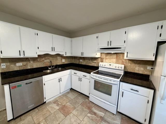 8331 Woodland Dr - Photo 3 of 8