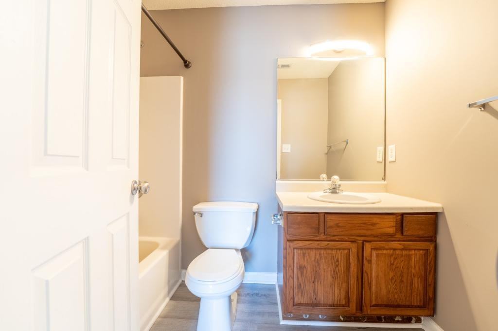 334 Hawthorne Oaks Way - Photo 5 of 31