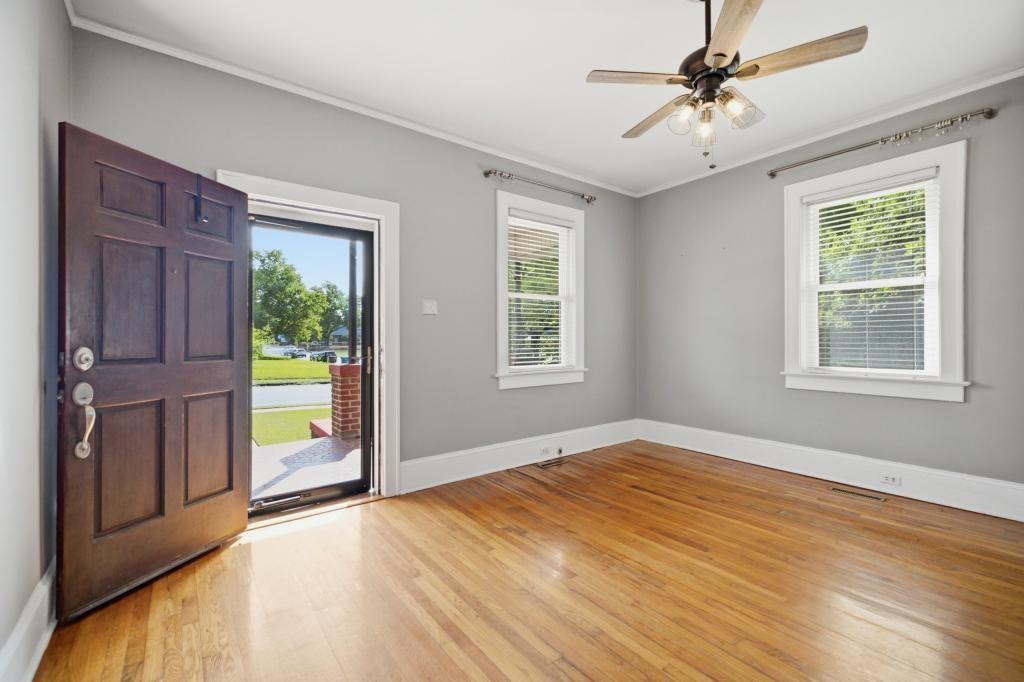 108 Cullum St - Photo 6 of 22