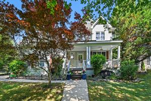 featured image of 301 Helmsdale Dr #301H