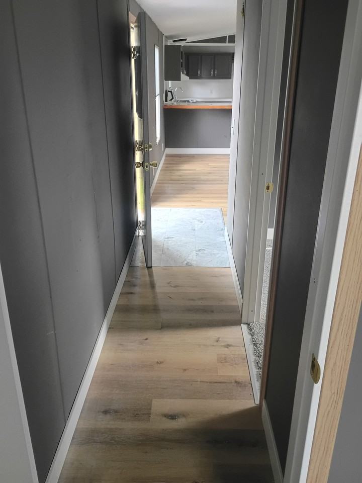 1229 1st Ave Ne - Photo 3 of 12