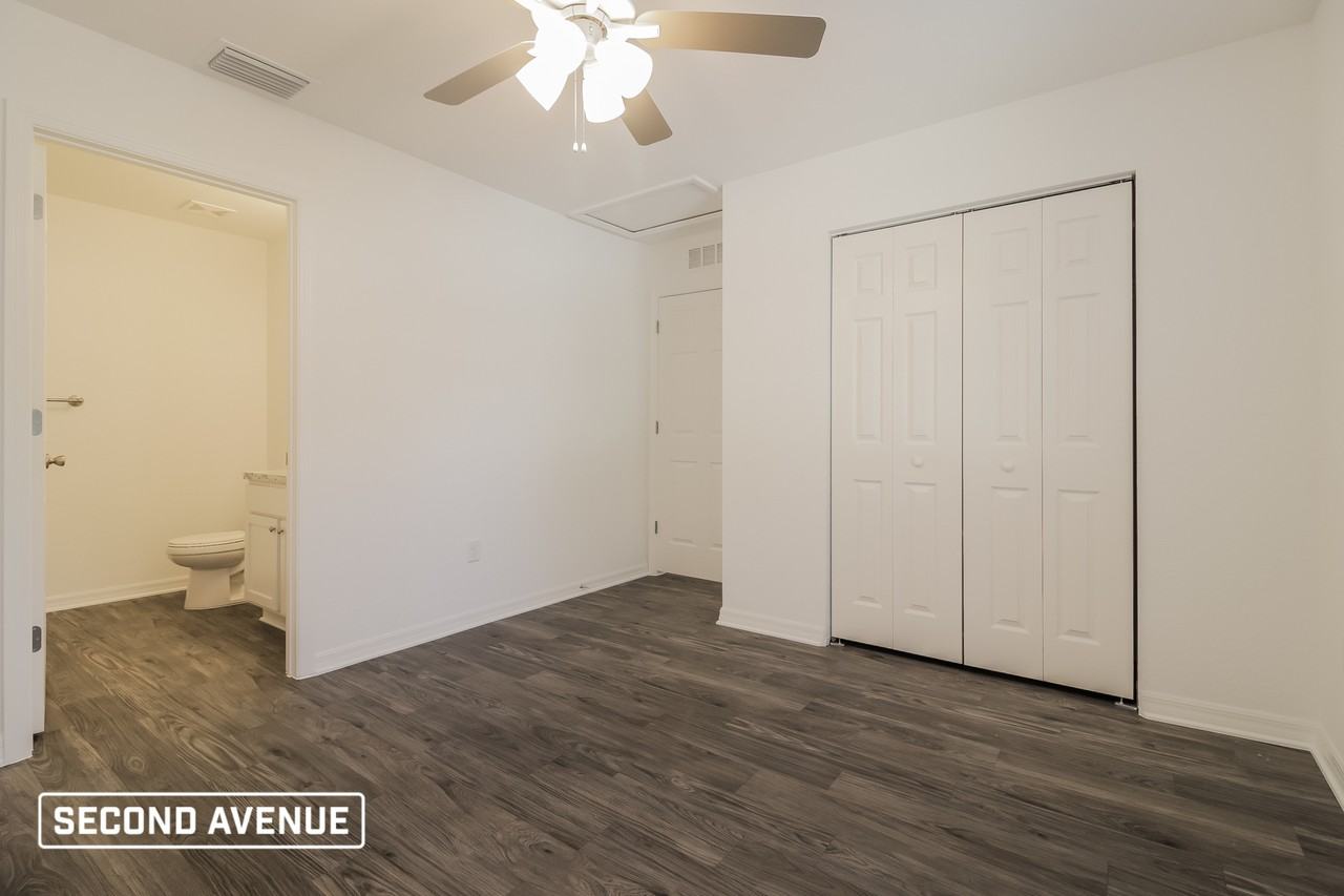 77 Locust Crse - Photo 7 of 17