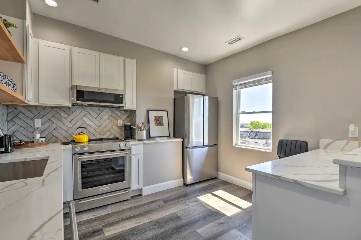 941 Brooks Ln #3 - Photo 6 of 26