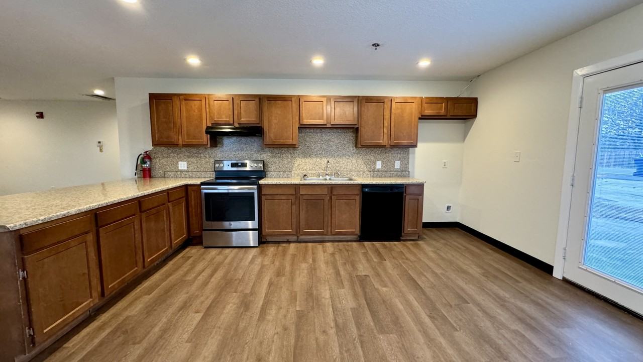 1144 N Hazel St #1 - Photo 7 of 11