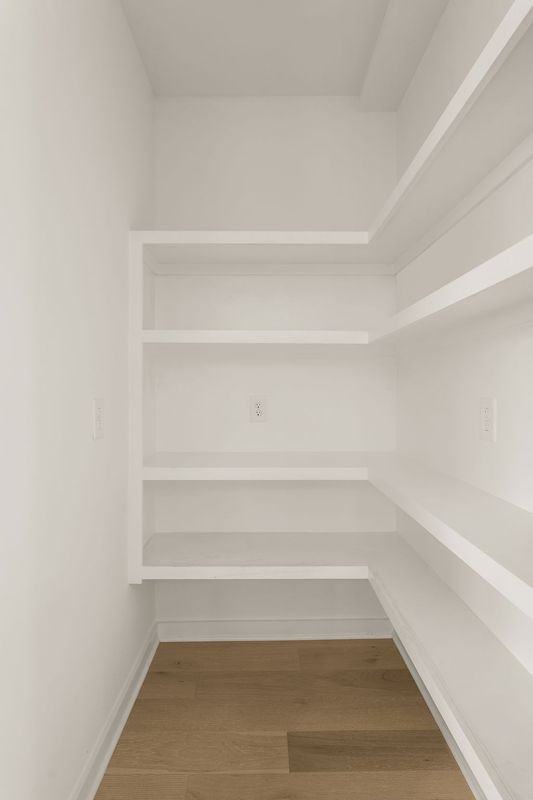 919 Cheatham Pl - Photo 5 of 42