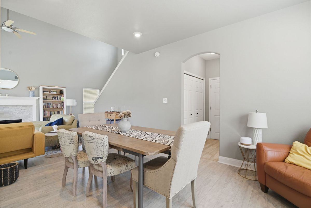 20515 View Mdw - Photo 2 of 28