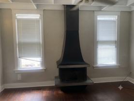 2096 Court Ave - Photo 1 of 1