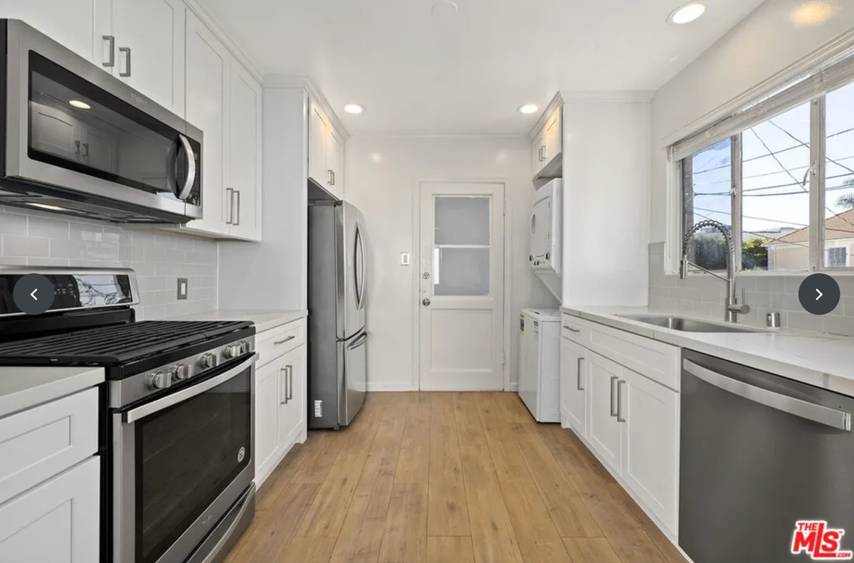 121 S Crescent Dr ##C - Photo 7 of 14