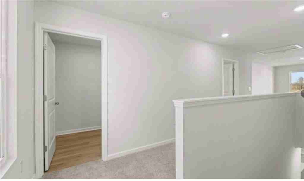129 King Vlg - Photo 2 of 21