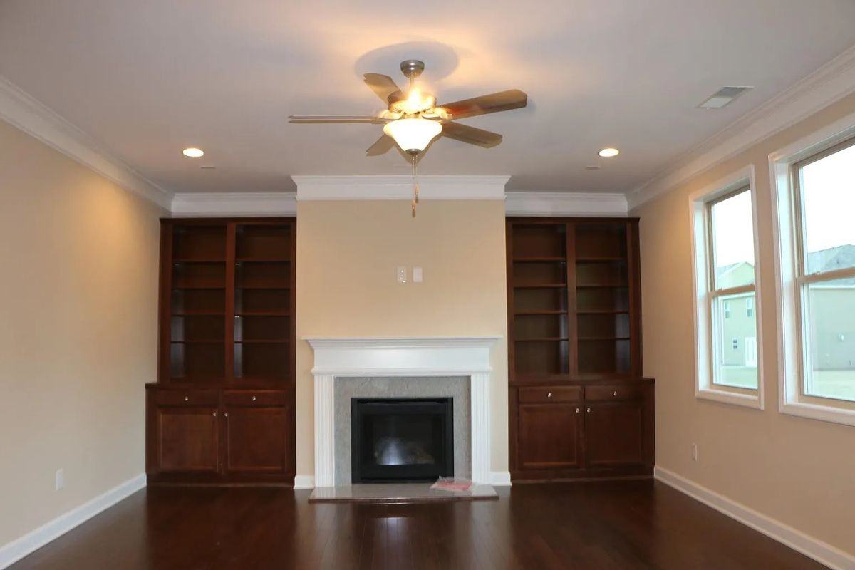 5565 Dooley Way - Photo 2 of 4