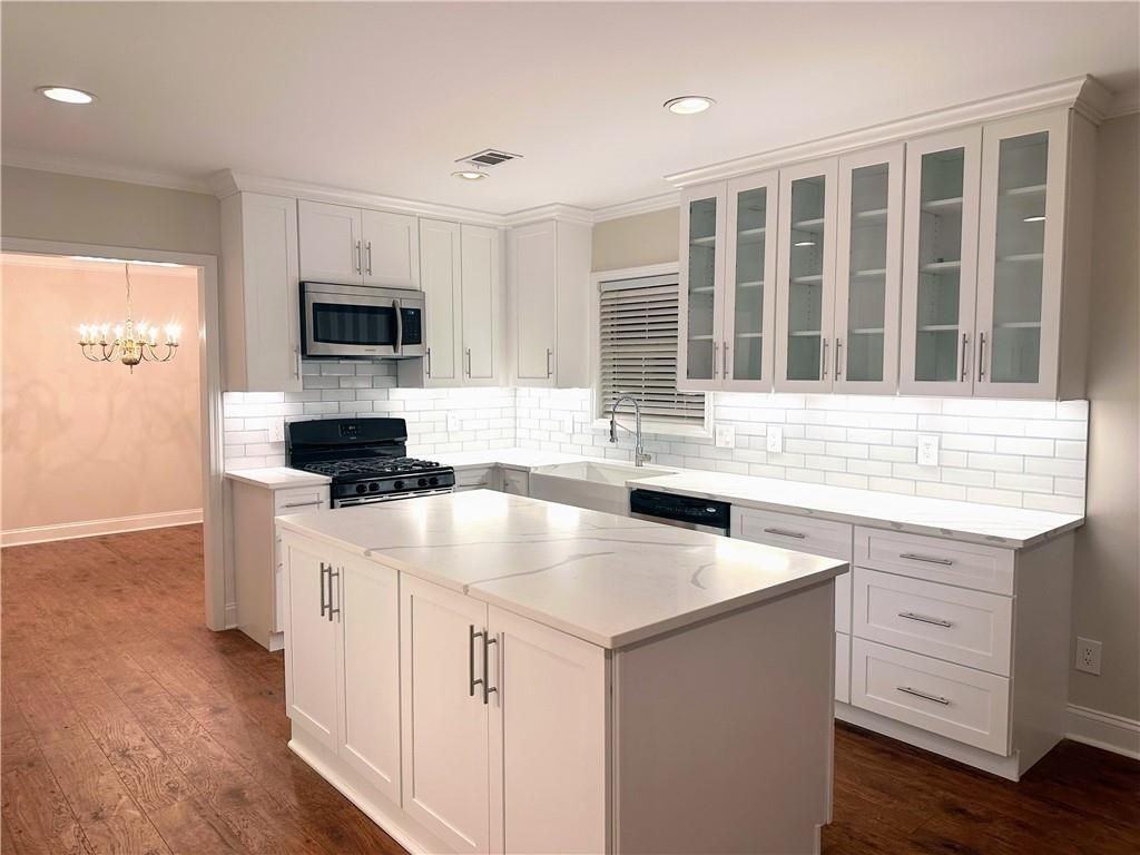 10070 Lauren Hall Ct - Photo 5 of 12