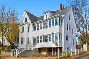 440 Laurel St - Photo 1 of 1