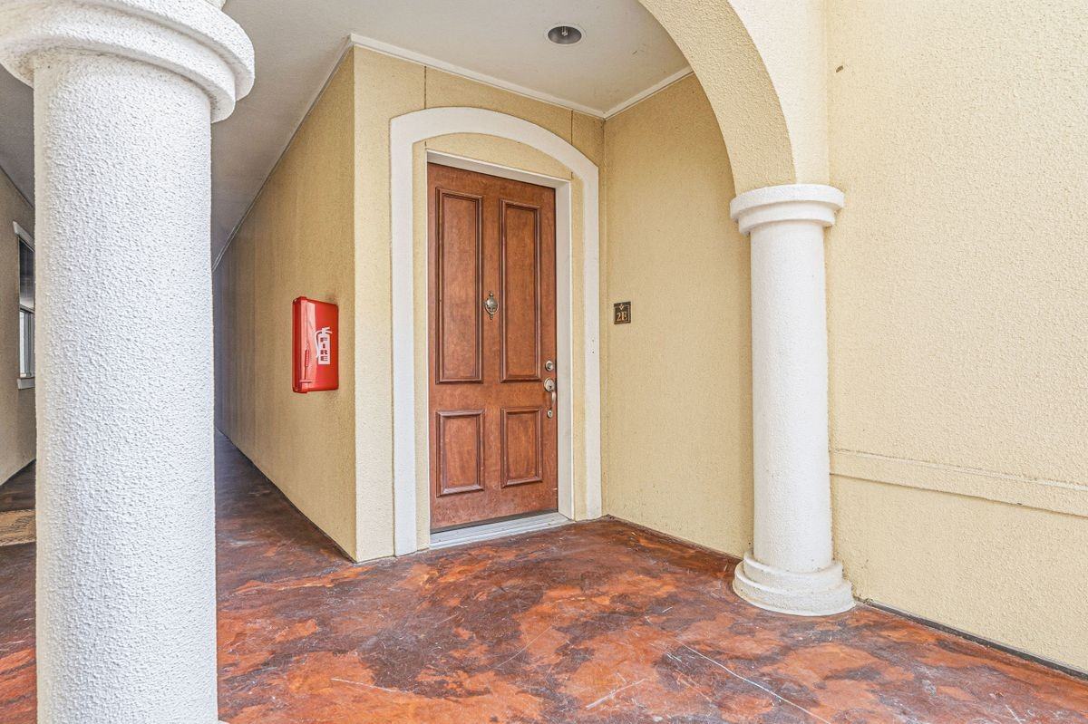 7134 Mapleridge St ##2e - Photo 7 of 29