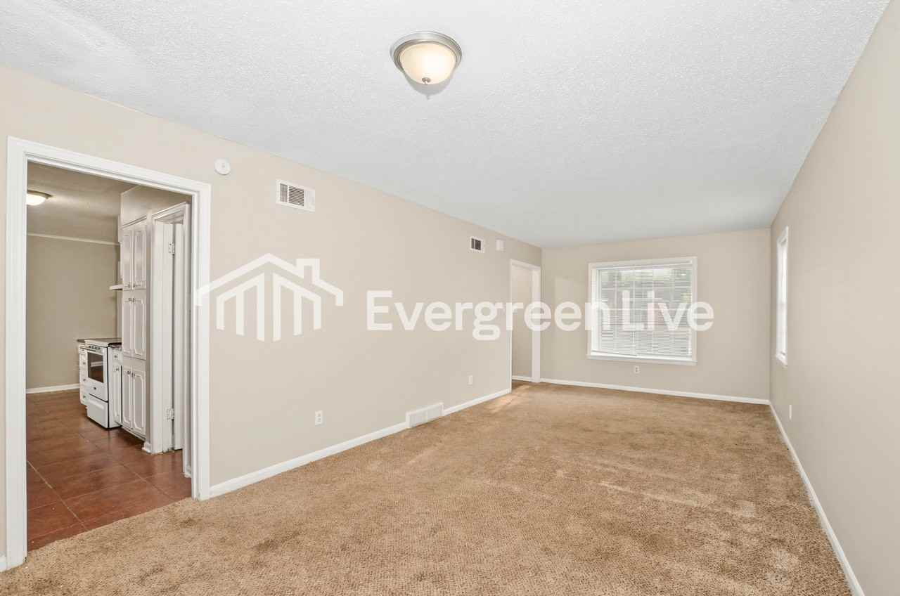 2965 Dothan St - Photo 2 of 15