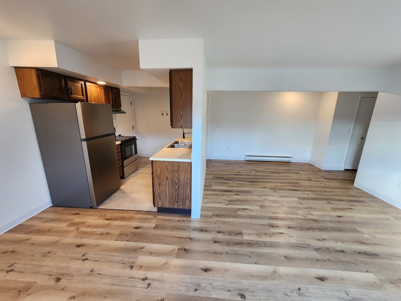 400 Fairbanks St #2C - Photo 3 of 12