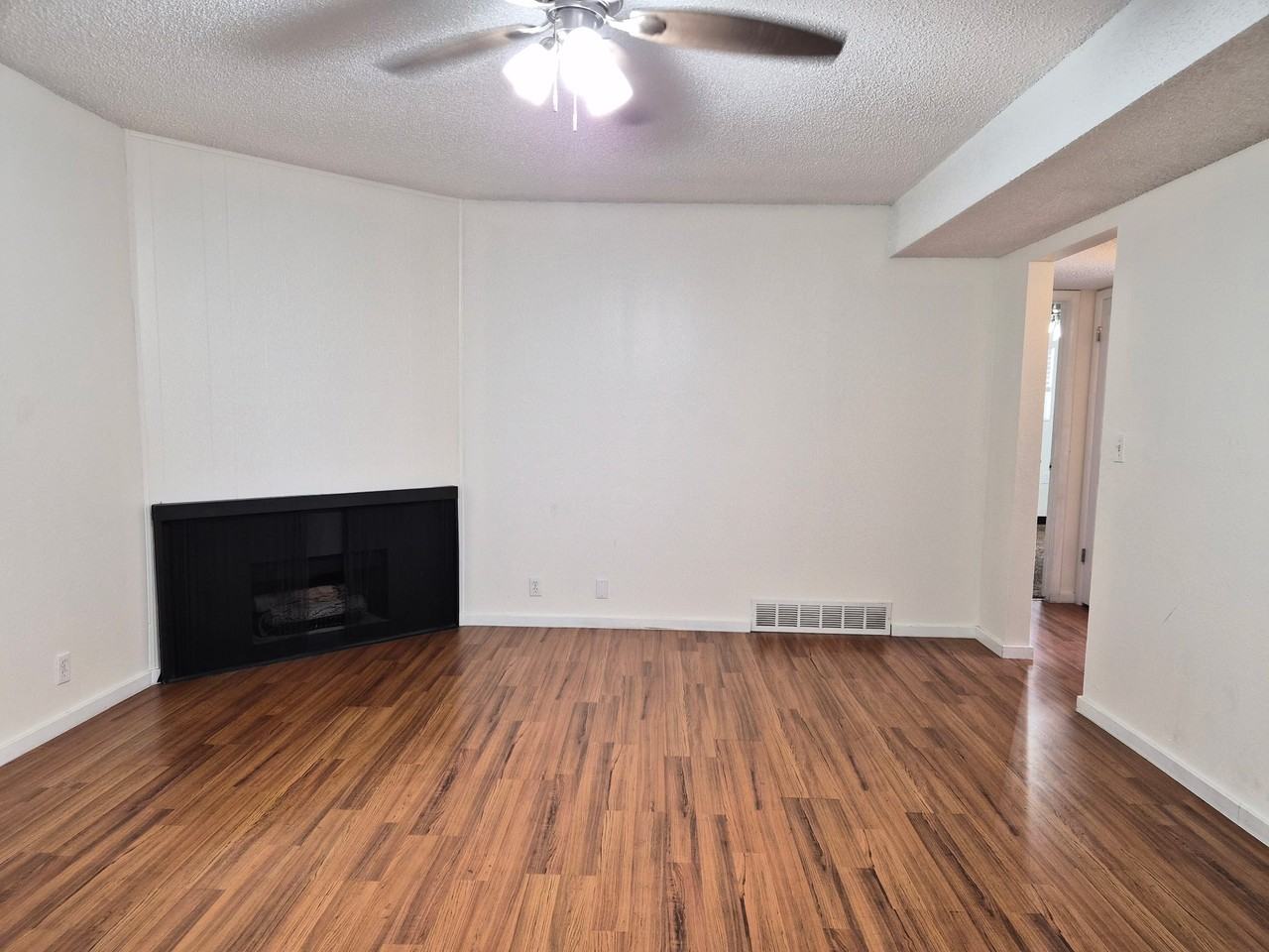 2736 S Adams St #27 - Photo 3 of 10