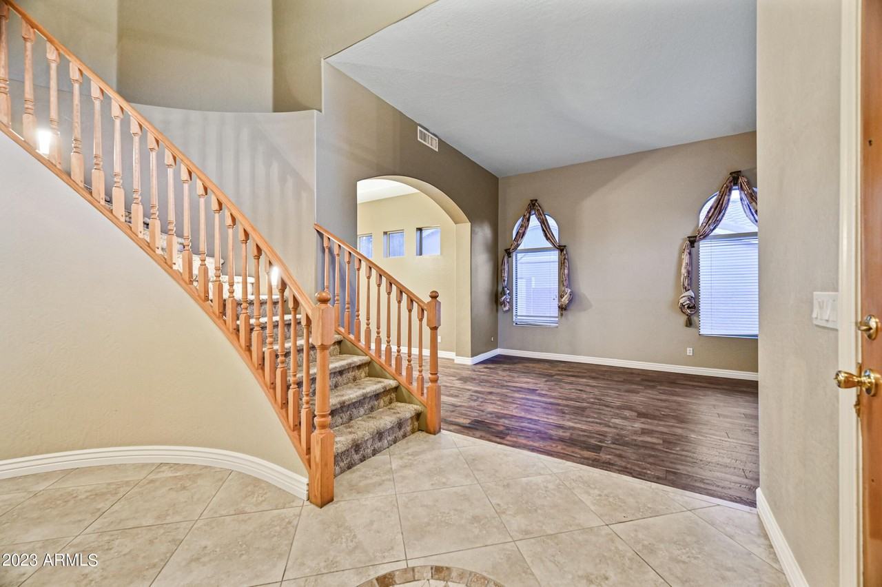6780 W Amigo Dr - Photo 2 of 44