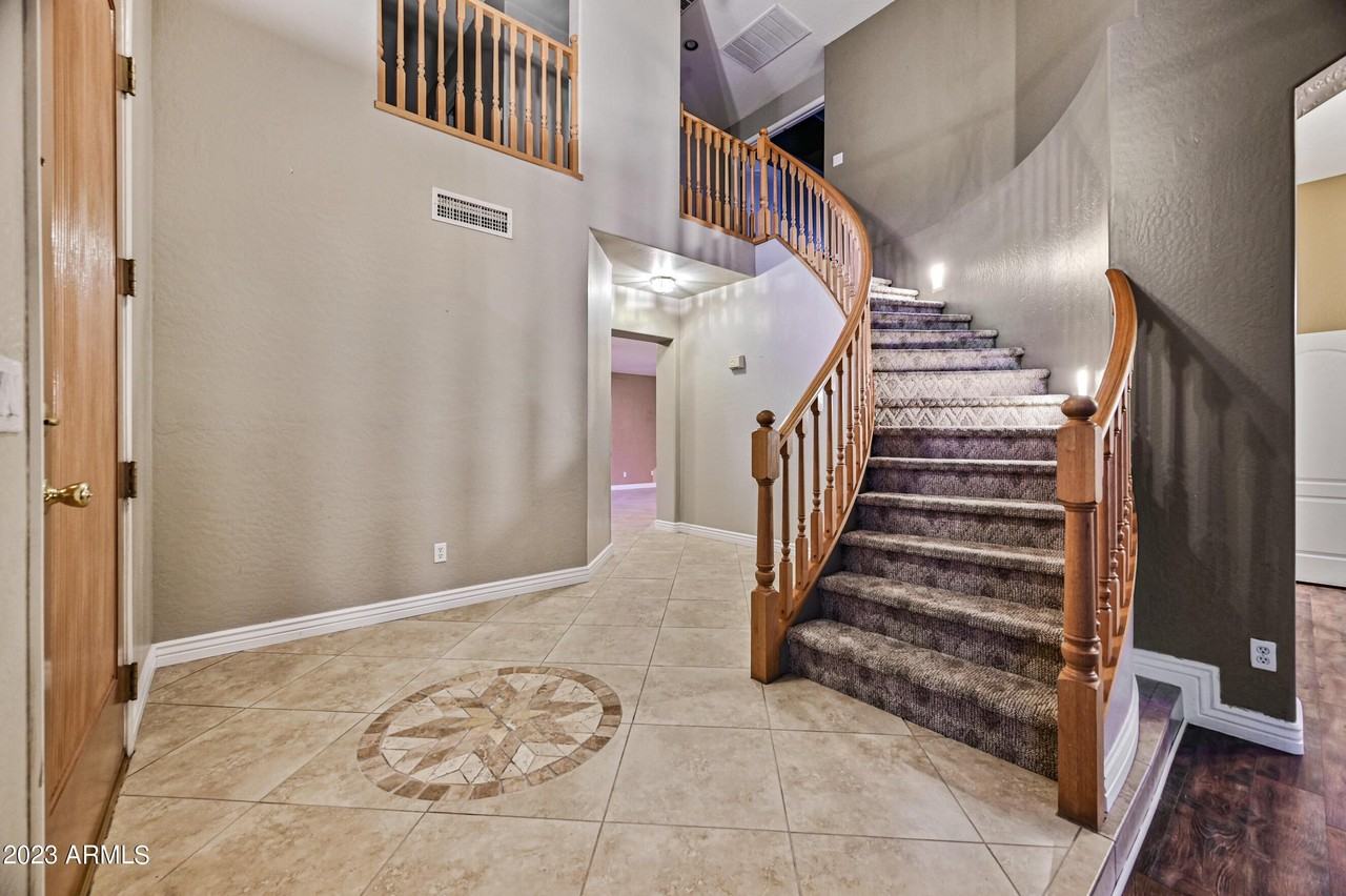 6780 W Amigo Dr - Photo 3 of 44