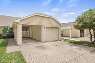 2504 Brook Hollow Ct - Photo 1 of 1
