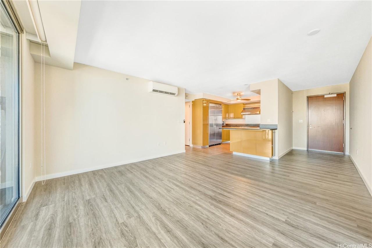1200 Queen Emma St #3309 - Photo 4 of 23