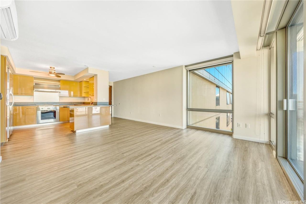 1200 Queen Emma St #3309 - Photo 5 of 23