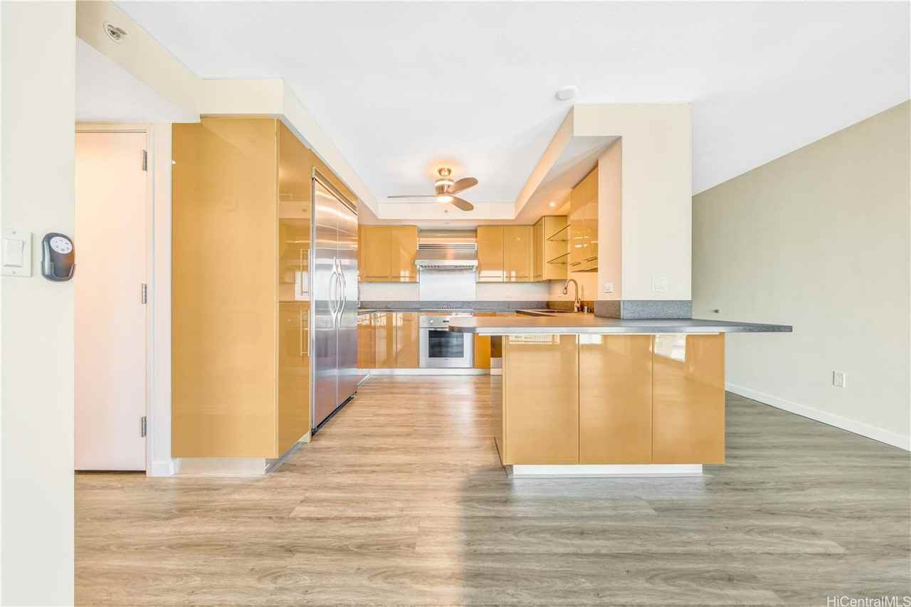 1200 Queen Emma St #3309 - Photo 6 of 23