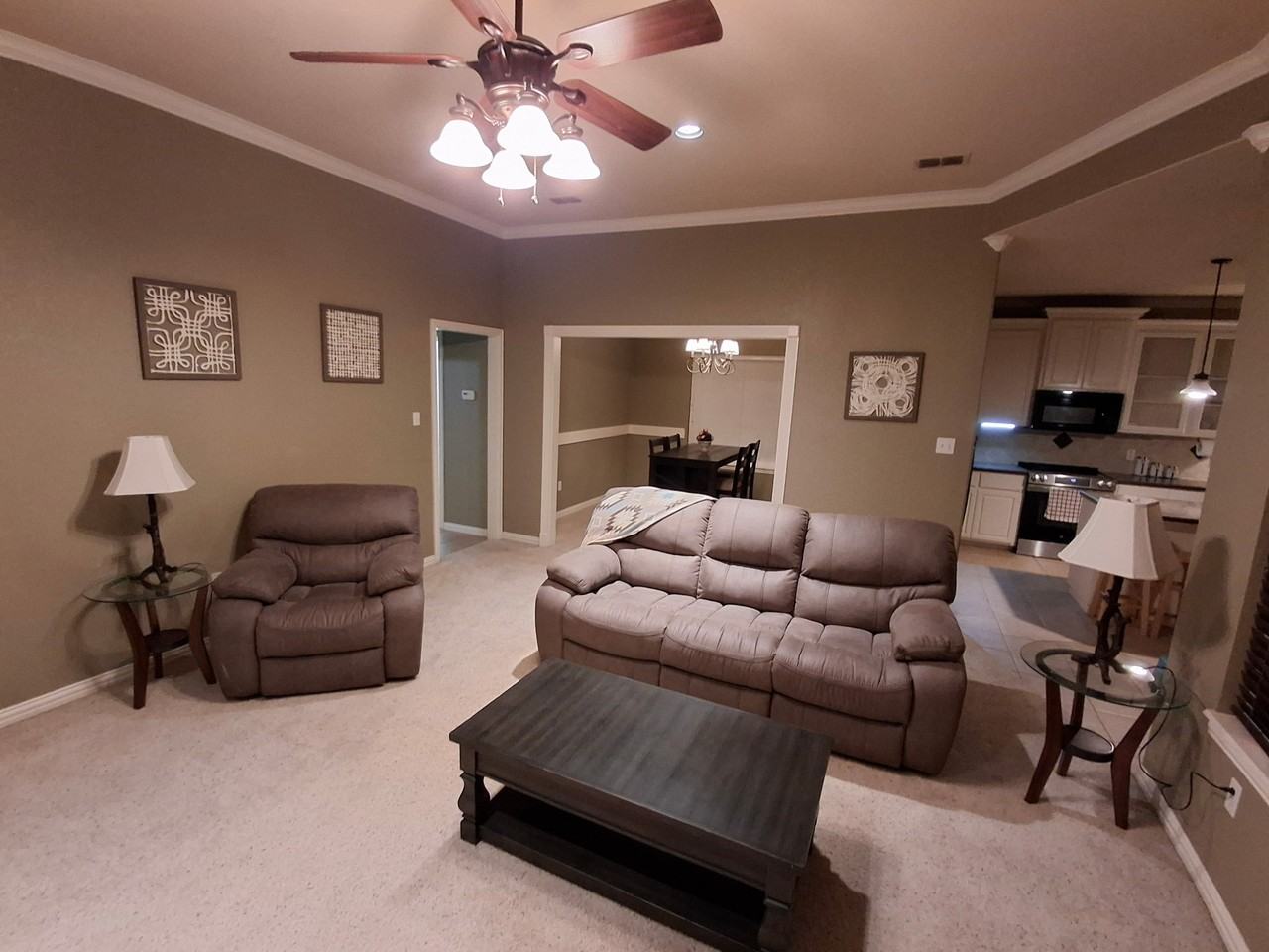 2142 Republic Ave - Photo 3 of 20