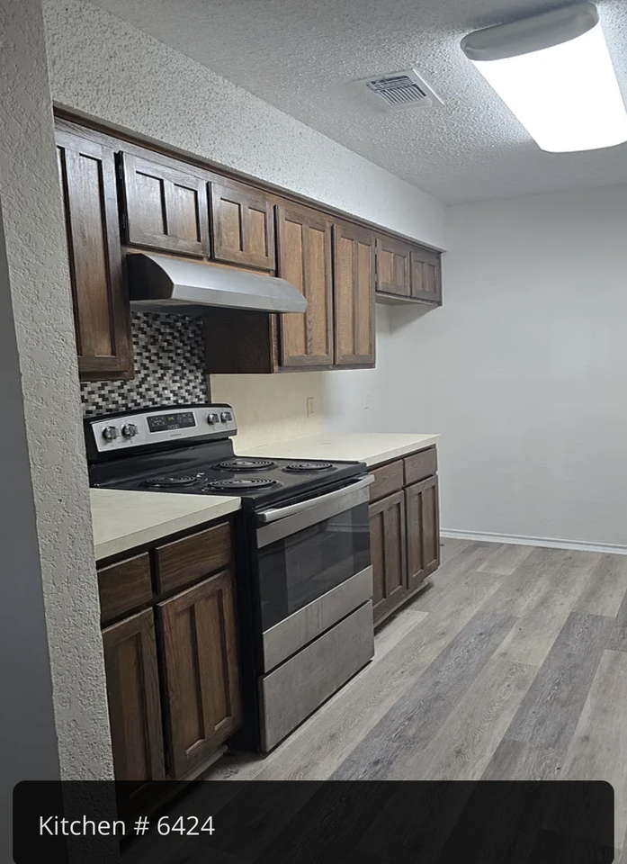 6426 Bramble Dr - Photo 3 of 3
