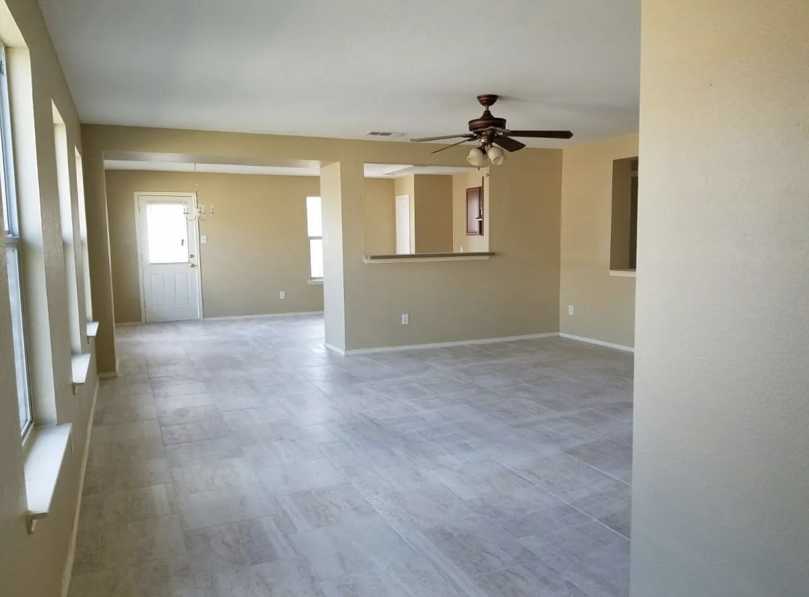 1322 Hayes St - Photo 3 of 3