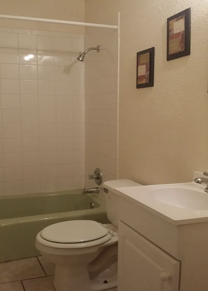 4025 Vanette Ln - Photo 2 of 3