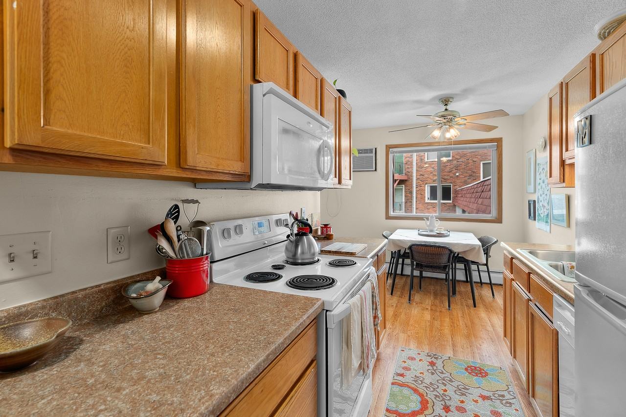 5980 Anna Ave Ne #307 - Photo 6 of 8