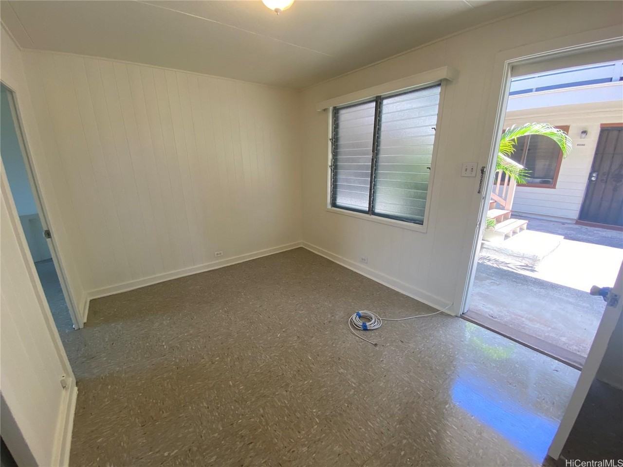 2904 Date St #A - Photo 2 of 12
