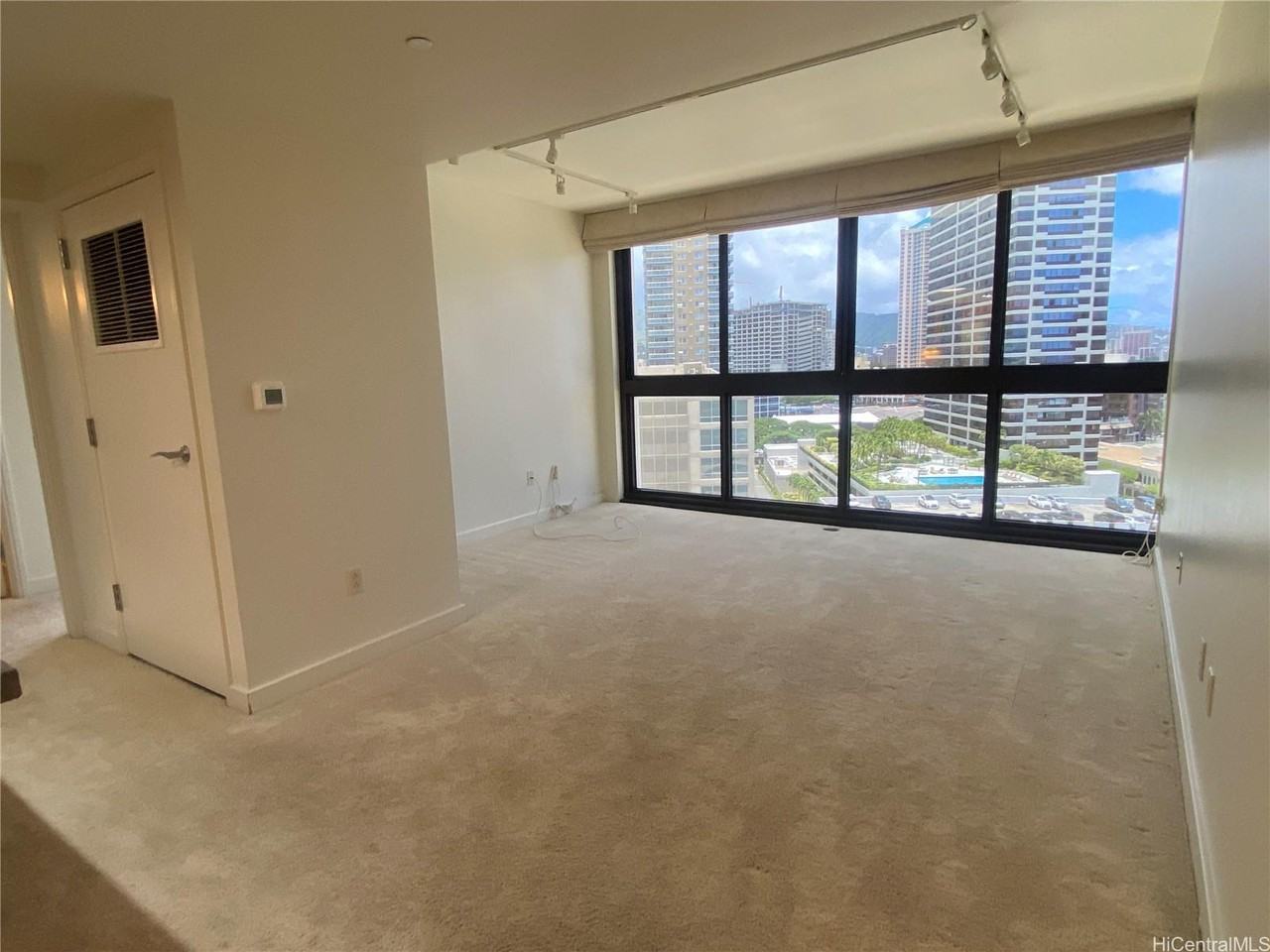 600 Queen St #1208 - Photo 3 of 12