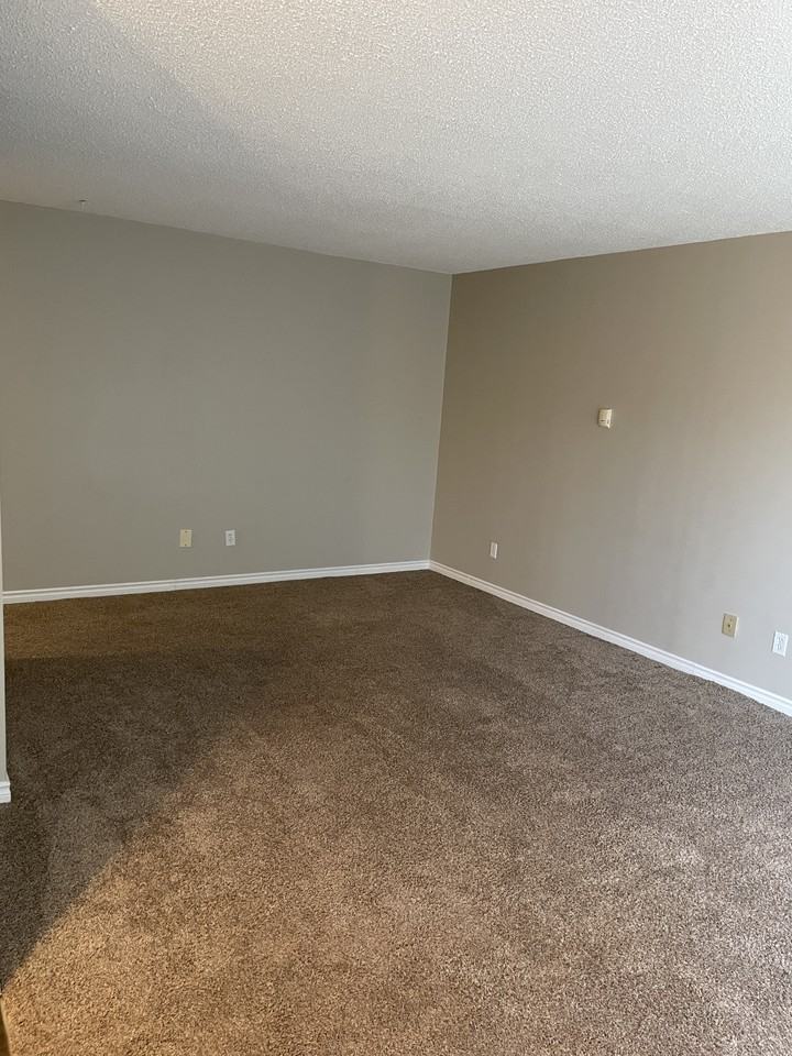 Metropole Apartments - Photo 3 of 12