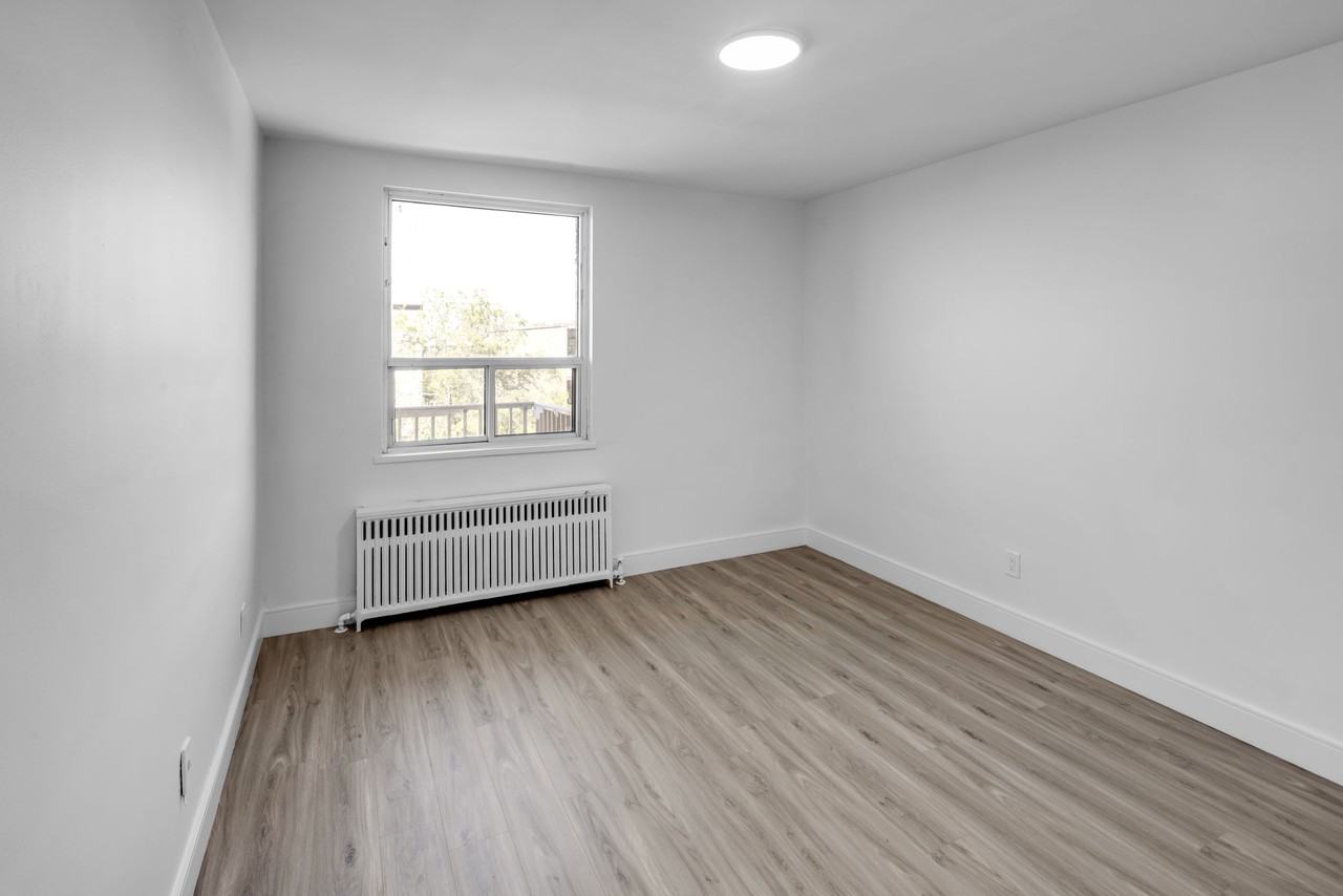 Northshore Apartments - Photo 7 of 12