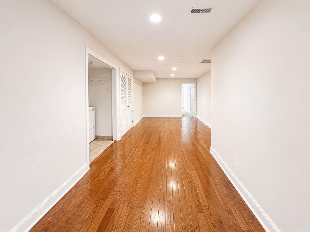 1912 N 17th St - Photo 6 of 19