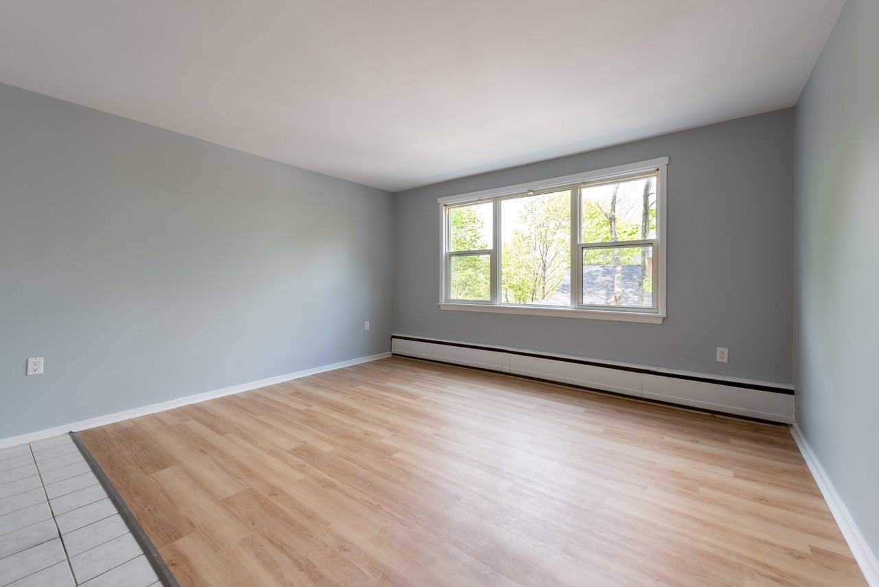 5375 Rector Street - Photo 4 of 21