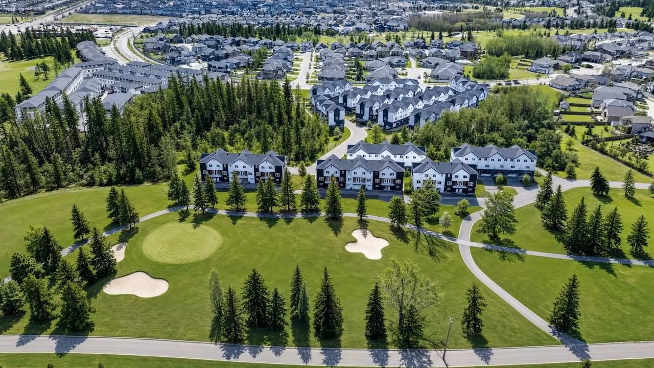 VUE AT STONESHIRE - Photo 5 of 15