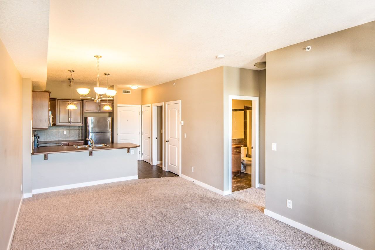 15304 Solea Condominiums - Photo 7 of 12