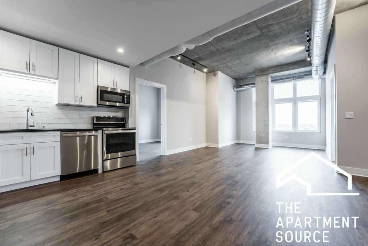 3833 N Broadway St #219 - Photo 2 of 41