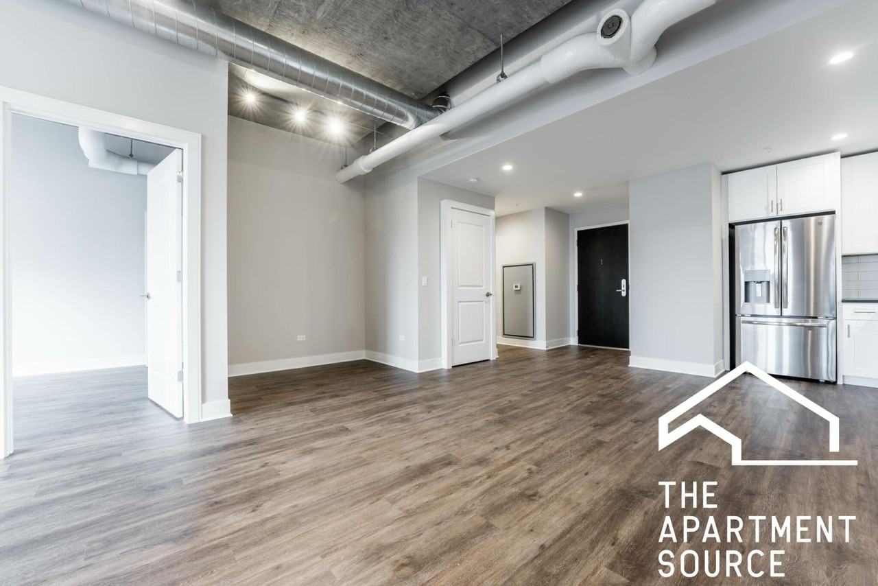 3833 N Broadway St #219 - Photo 4 of 41