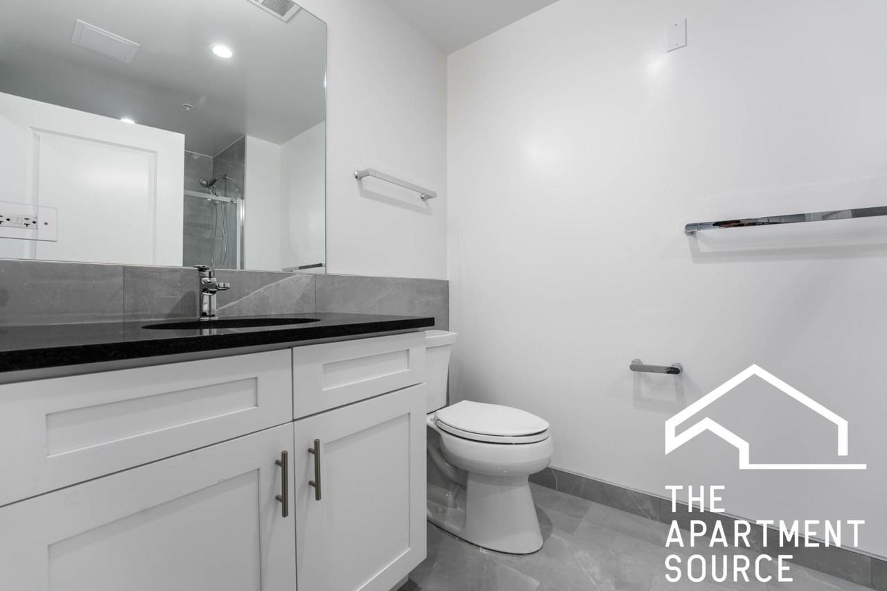 3833 N Broadway St #219 - Photo 7 of 41