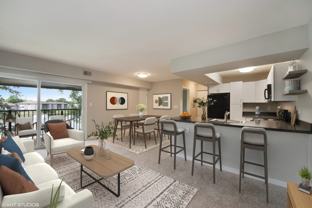 7 Pointe Apartments - Photo 1 of 1