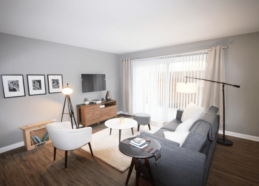 7 Pointe Apartments - Photo 7 of 38