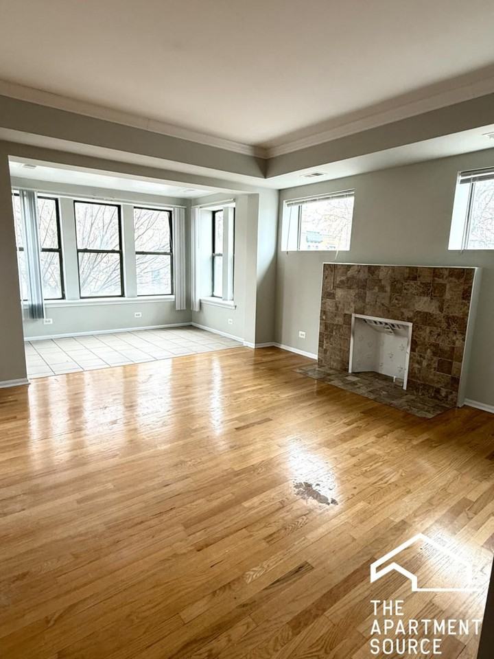 6141 S Woodlawn Ave #3 - Photo 2 of 22