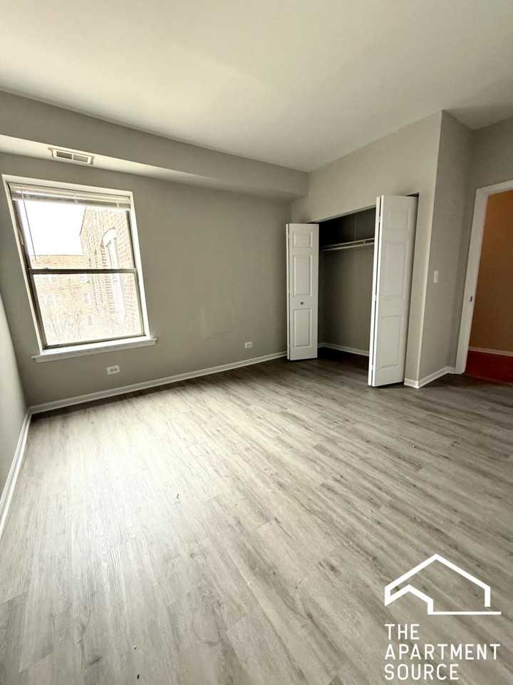 6141 S Woodlawn Ave #3 - Photo 6 of 22