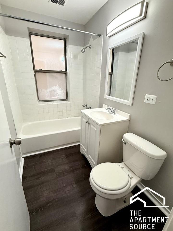 6143 S Woodlawn Ave #1 - Photo 7 of 18
